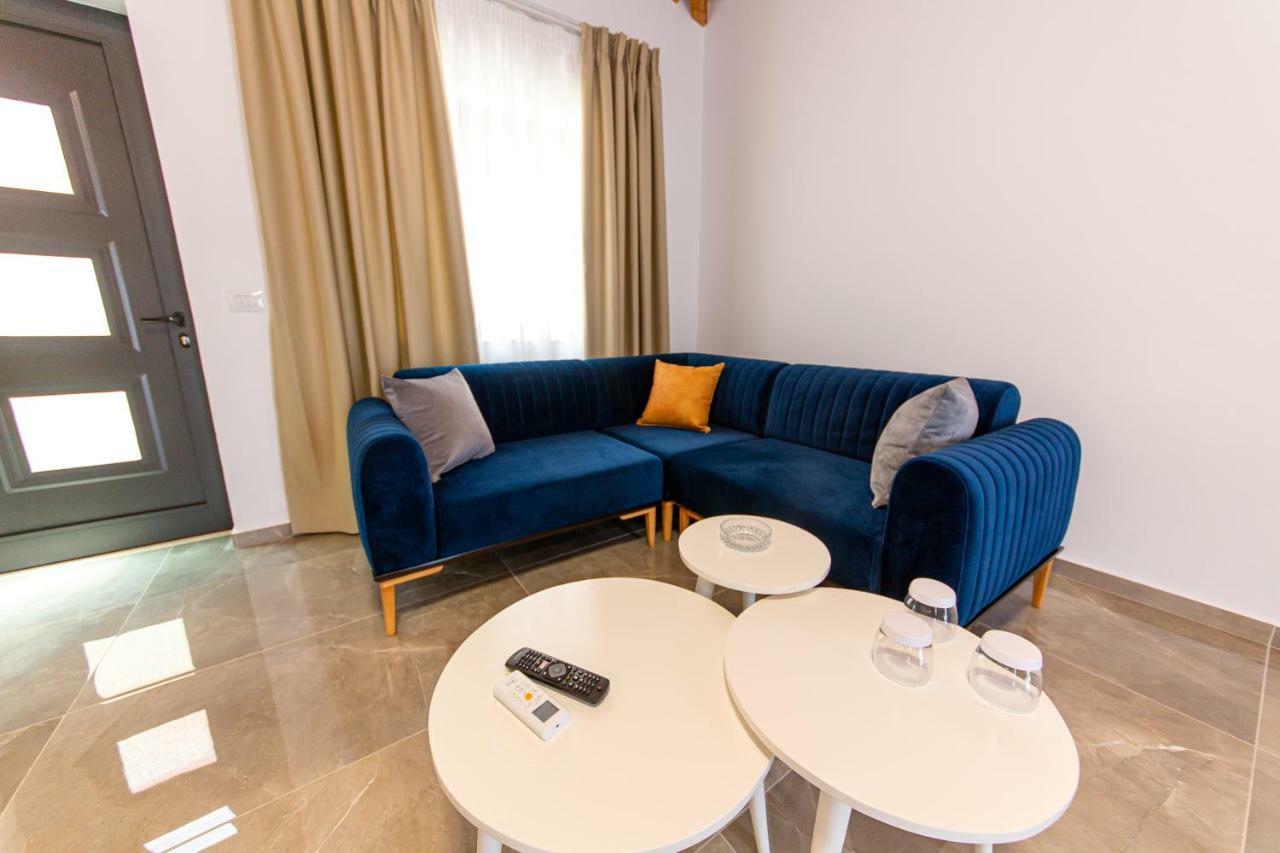 Santa Oliva Suites คซามิล ภายนอก รูปภาพ
